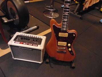 Harley Benton Jaquar gitaar nieuw + Versterker Blackstar V3 beschikbaar voor biedingen