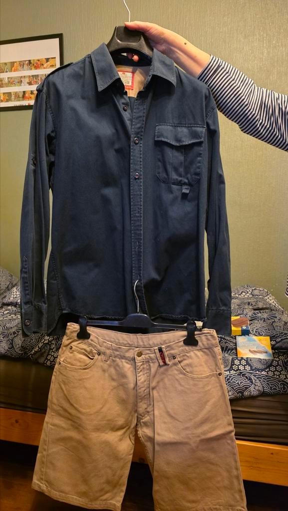 Chemise et bermuda Chiro pour adulte 44 très bon état, Vêtements | Hommes, Chemises, Comme neuf, Tour de cou 43/44 (XL), Bleu