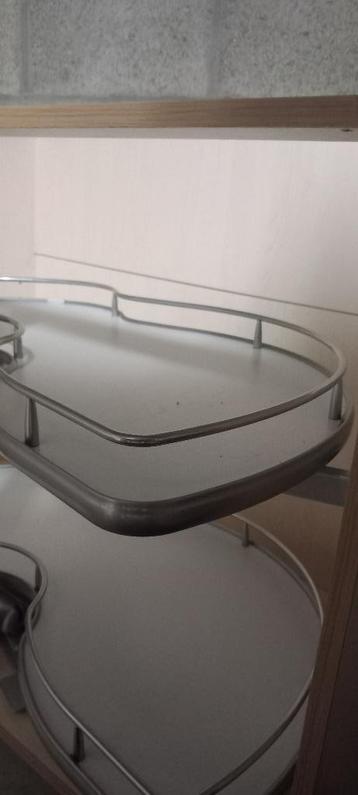 Carrousel voor hoekkast  beschikbaar voor biedingen