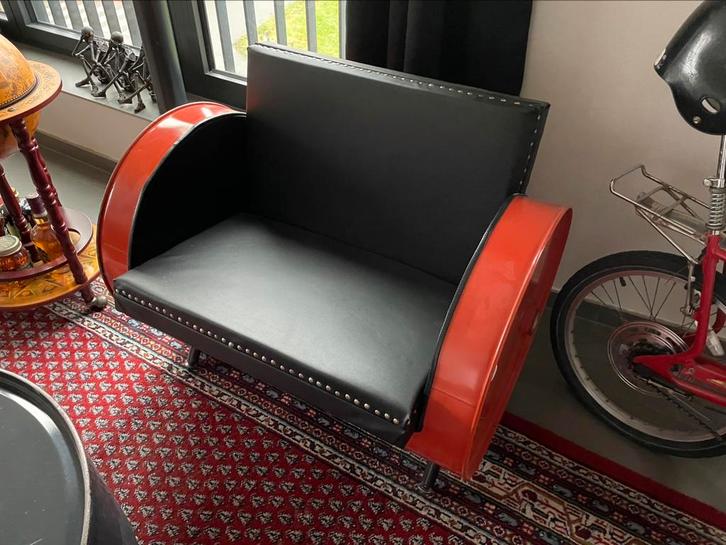 Zetel en salontafel uit olievaten, Antiek en Kunst, Antiek | Meubels | Stoelen en Sofa's, Ophalen