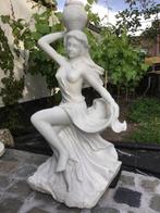 Uit massief marmer vervaardigd tuinbeeld, Tuin en Terras, Ophalen, Gebruikt