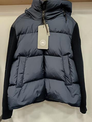 Grove Canada Goose M Hybridge gebreide jas beschikbaar voor biedingen