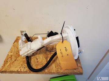 Mercedes C klasse W204 2007 - 2014 brandstofpomp in tank €50 beschikbaar voor biedingen