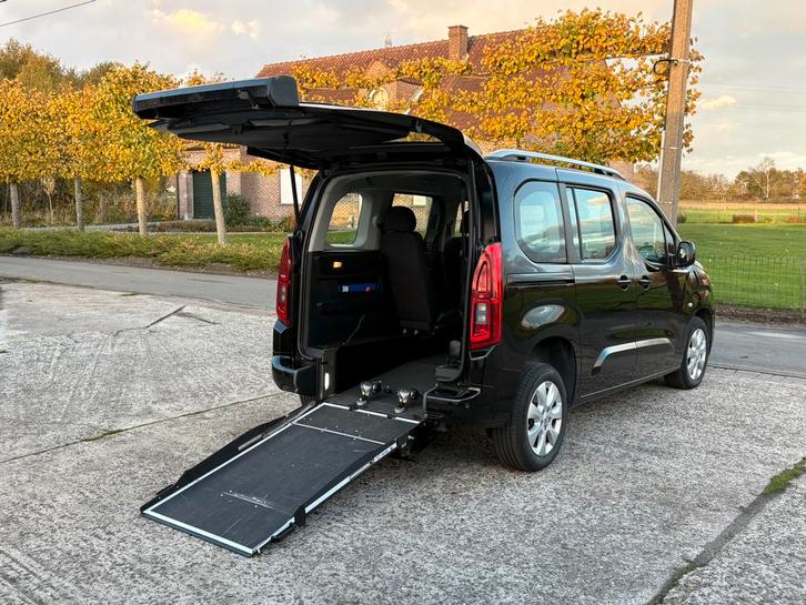 ♿️Opel Combo 1.5D Rolstoelwagen Invalide Handicapé TPMR, Auto's, Opel, Bedrijf, Te koop, Combo Tour, Aangepast voor mindervaliden