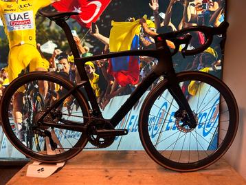 nieuwe pinarello f7 * ultegra di2 12sp* beschikbaar voor biedingen