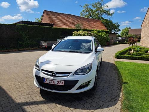 Opel Astra Sports Tourer, Auto's, Opel, Particulier, Astra, Achteruitrijcamera, Airbags, Airconditioning, Bluetooth, Bochtverlichting