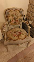 Vintage stoel met bijpassend tafeltje, Antiek en Kunst, Ophalen