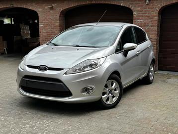 Ford Fiesta Titanium - DIESEL EURO 5/ECONETIC/BLUETOOTH