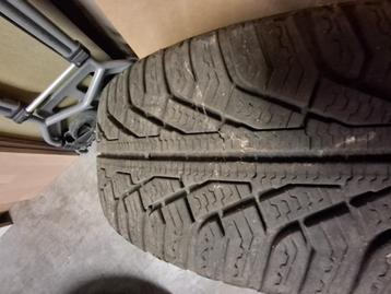 Sneeuwbanden beschikbaar voor biedingen