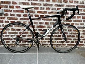 Vélo de course Giant Defy 0 beschikbaar voor biedingen