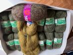 14 stuks gemengd groene wol, Ophalen