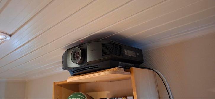 Sony VPL-HW65ES beamer, Audio, Tv en Foto, Beamers, Gebruikt, Full HD (1080), Ophalen of Verzenden