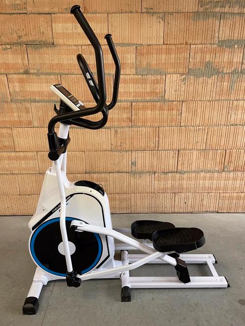 Focus 4 crosstrainer, Sports & Fitness, Appareils de fitness, Comme neuf, Vélo elliptique, Bras, Jambes, Pectoraux, Abdominaux