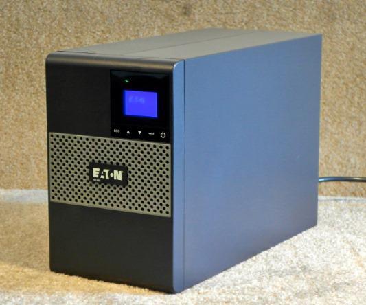 Onduleur Eaton 5P 850 – Excellent état, Computers en Software, Noodvoedingen (UPS), Zo goed als nieuw, Ophalen