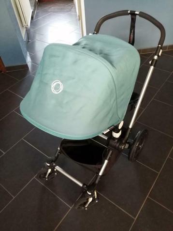 poussette Bugaboo Cameleon 3 hyper-équipée couleur Bleu