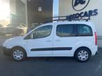 Peugeot Partner // Benzine - 5 zit - Weinig KM !!//, Monovolume, Zwart, 161 g/km, Wit