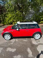 Mini Cooper te koop in zeer goede staat, Auto's, Mini, Voorwielaandrijving, 4 zetels, Stof, 4 cilinders