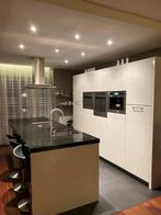 #15 Moderne keuken met kookeiland, Huis en Inrichting, Ophalen, Met kookeiland