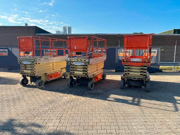 JLG 3246 ES (bj 2013), Zakelijke goederen, Machines en Bouw | Liften, Steigers en Ladders