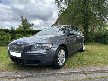 VOLVO V50 2.0  DIESEL TOP STAAT  GEKEURD EN CARPASS 164000KM beschikbaar voor biedingen