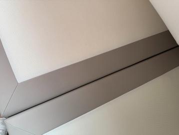boxspring + nachtkastjes  beschikbaar voor biedingen