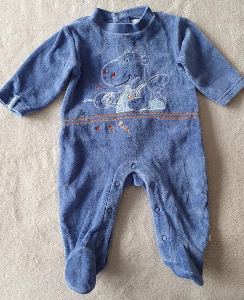 Pyjama grenouillère en velours bleu T54 (1 mois) - Noukie’s, Enfants & Bébés, Vêtements de bébé | Taille 56, Comme neuf, Garçon ou Fille