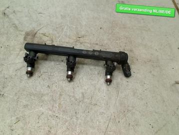 RAMPE D'INJECTION Volkswagen Up! (121) (04C906031D), Utilisé, Volkswagen