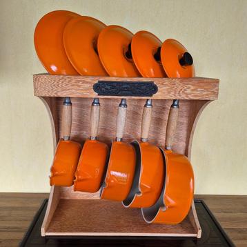 Set de cinq poêlons Le Creuset beschikbaar voor biedingen