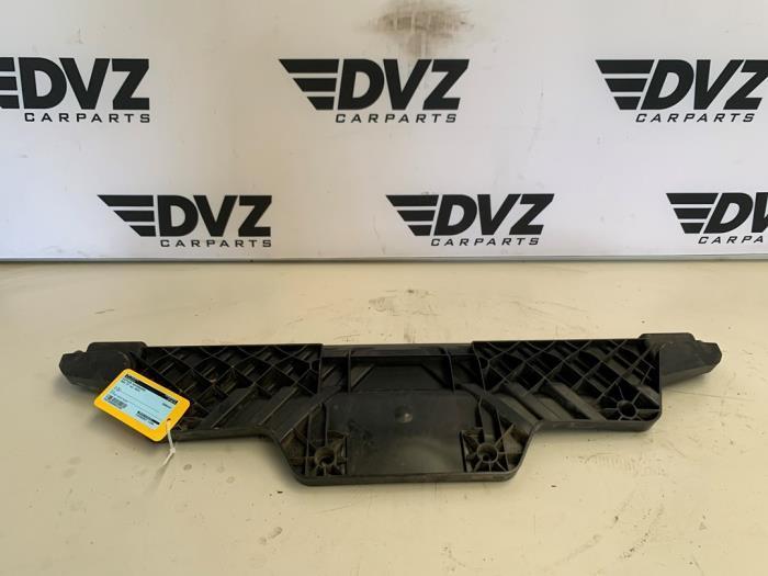 Diffuser achterbumper van een Audi Q7, Auto-onderdelen, Carrosserie, Audi, Gebruikt, 3 maanden garantie, Ophalen of Verzenden