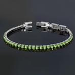 Damesarmband staal met peridot zirkonia steentjes, Ophalen of Verzenden, Nieuw, Staal, Met edelsteen
