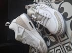 Jordan spizike low, Kleding | Heren, Schoenen, Ophalen, Wit, Zo goed als nieuw, Sneakers