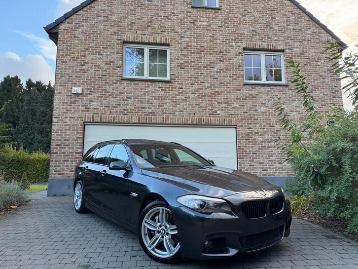 BMW 525D M-pakket Pano Xenon Leer camera keyless, Auto's, BMW, Particulier, 5 Reeks, Elektrische ramen, Diesel, Euro 5, Break