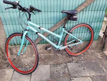 Damesfiets beschikbaar voor biedingen