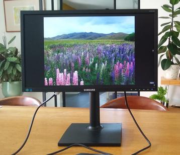 Samsung S22E450F monitor, 21.5" - Full HD - zwart beschikbaar voor biedingen