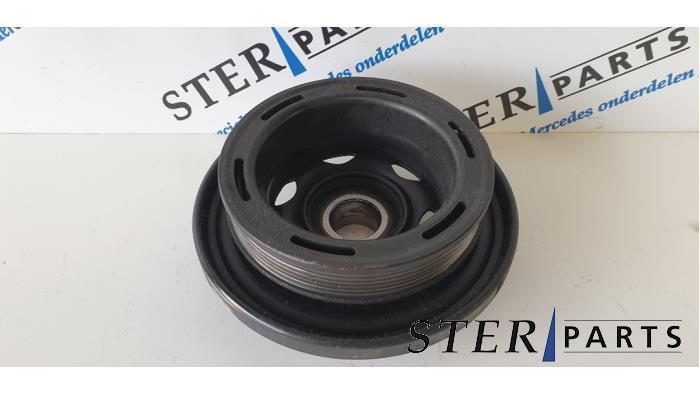 Vilebrequin poulie d'un Mercedes Vito, Autos : Pièces & Accessoires, Freins & Transmission, Mercedes-Benz, Utilisé, 3 mois de garantie