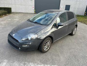 FIAT - 2012 - PUNTO - Personenauto, Auto's, Fiat, Euro 5, Gebruikt, Bedrijf, Handgeschakeld