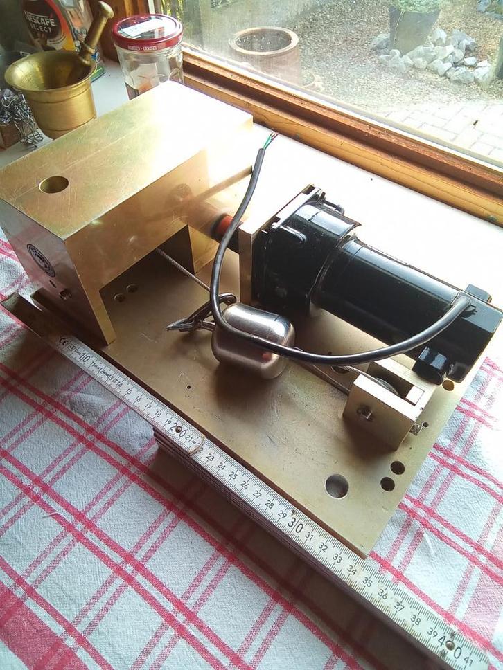 Lier  op 24 volt uit inboedel toepassing onbekend voor mij, Bricolage & Construction, Treuils et Palans, Enlèvement