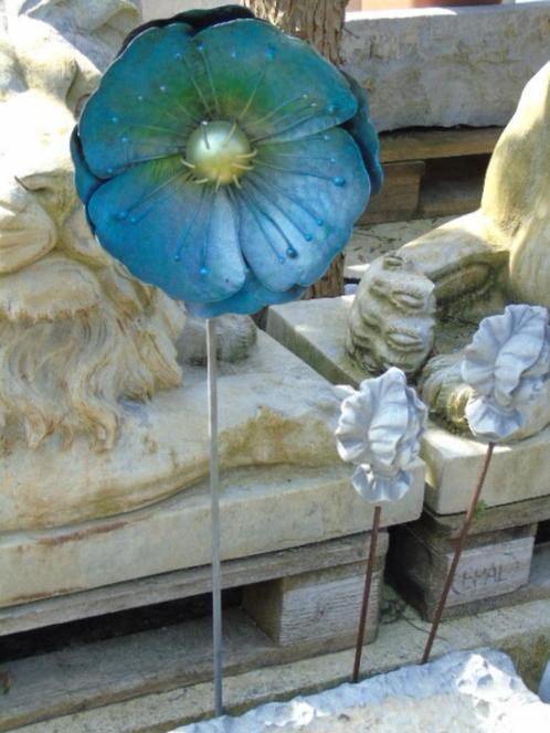 statue pic fleur sur ressort en fer forgé pat couleurs ., Jardin & Terrasse, Statues de jardin, Neuf, Autres types, Métal, Enlèvement ou Envoi