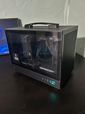 ITX Mini Gamer PC — RTX 5080 + i7 12700K — Draagbeugel beschikbaar voor biedingen