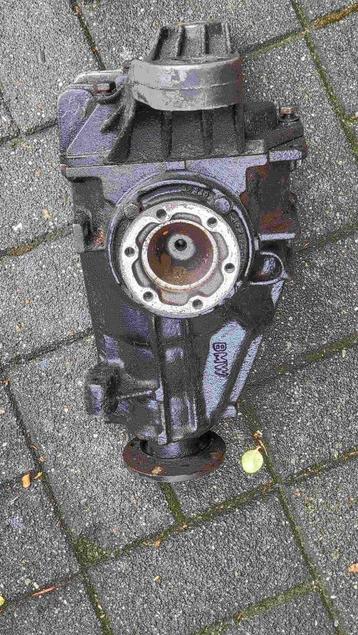 BMW Interlocking Bridge te koop beschikbaar voor biedingen