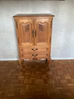 Mooie Barkast, Ophalen