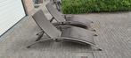 2 tuin ligstoelen in wicker (bruin kleur), Tuin en Terras, Ligbedden, Ophalen, Gebruikt, Wicker, Verstelbaar