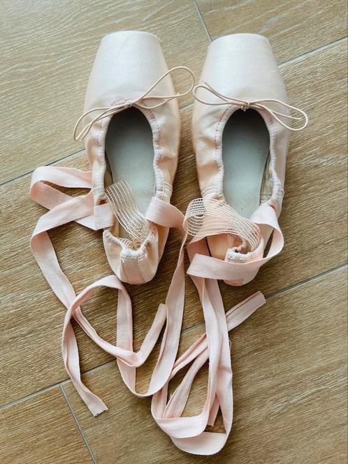 Pantoffels, Ballet Pointe, 39, Sport en Fitness, Dansen, Zo goed als nieuw, Schoenen, Ophalen of Verzenden
