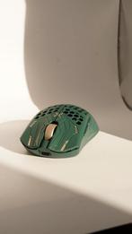 Finalmouse ulx medium tarik, Computers en Software, Ophalen of Verzenden, Zo goed als nieuw