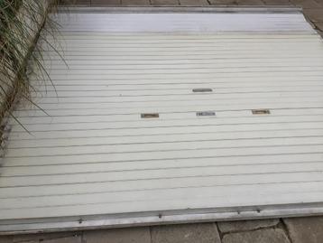 Rolpoort rolluik garagepoort 2m05 op 2m41 beschikbaar voor biedingen