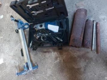 Carat A1811 diamantboormachine inc statief boren  beschikbaar voor biedingen