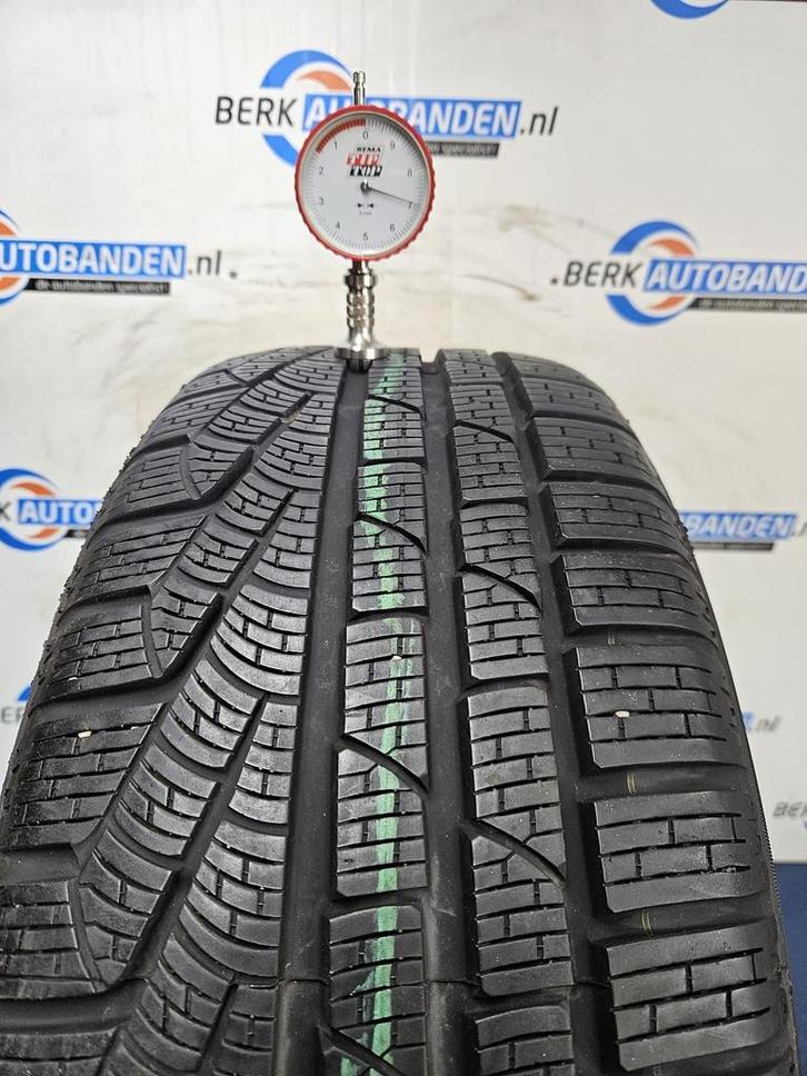 4x Pirelli Sottozero * (RFT) 225/50 R17 94H 225/50/17 225501, Autos : Pièces & Accessoires, Pneus & Jantes, Pneu(s), Pneus hiver