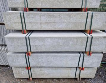 Betonplaten / borduur beschikbaar voor biedingen
