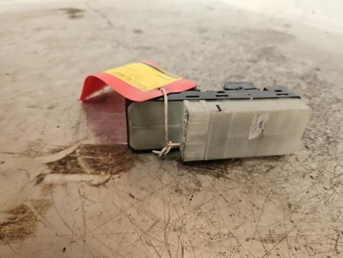 Elektrisch Raam Schakelaar van een Suzuki SX-4, Auto-onderdelen, Dashboard en Schakelaars, Suzuki, Gebruikt, 3 maanden garantie
