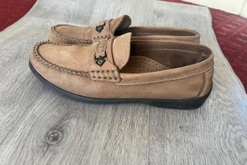 Chaussures hommes (MOCASSIN) beschikbaar voor biedingen